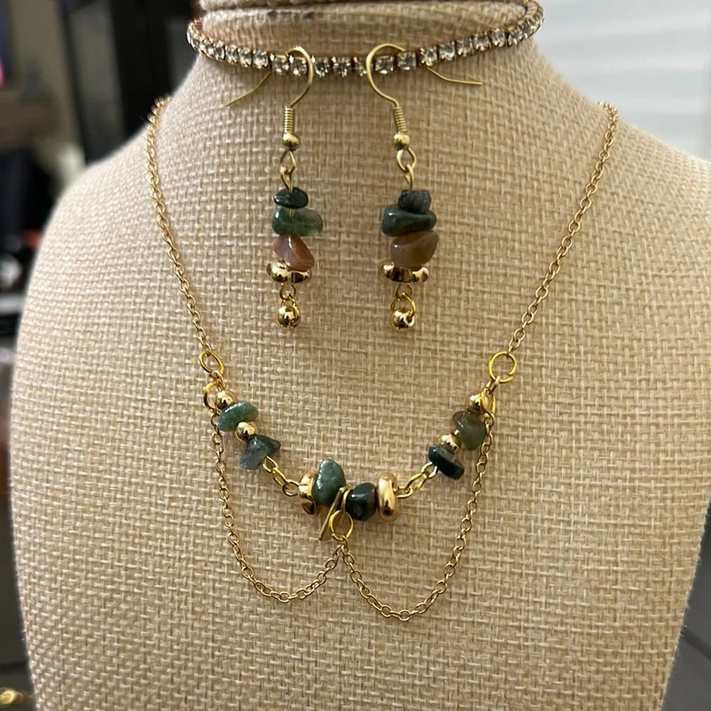 ARTISAN gold and Agate necklace and earrings Jewelry Set